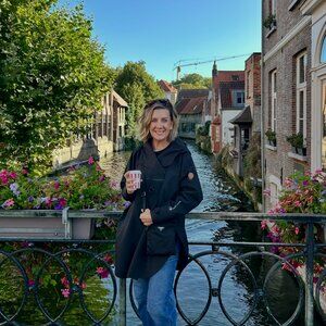 Meet your Posher, Paula